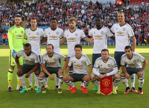 天空：纽卡对谢什科报价8000万欧+浮动，曼联不想卷入竞价战.